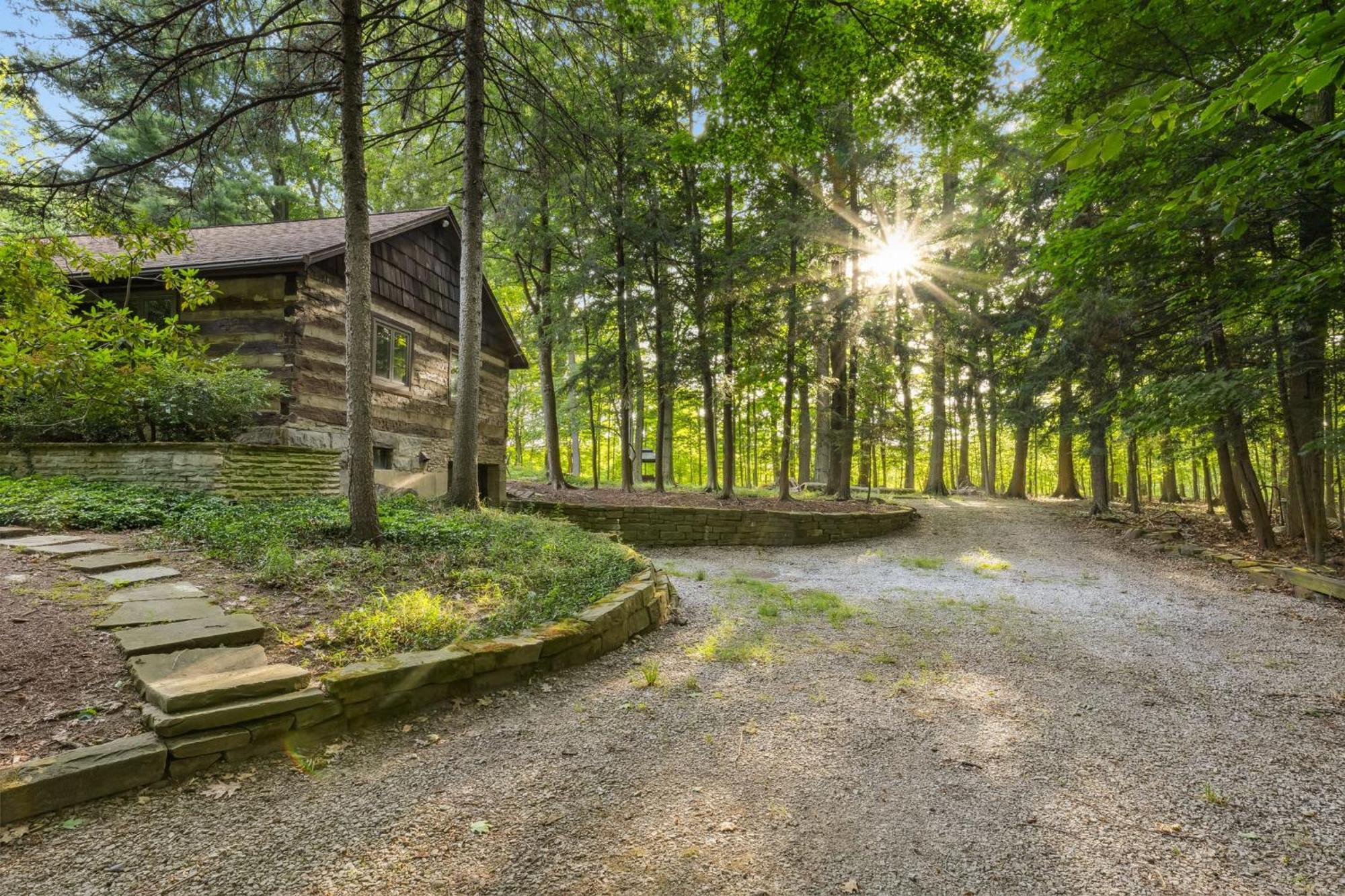 Log Cabin - Natures Oasis - Fire Pit & Gazebo Cleveland Luaran gambar